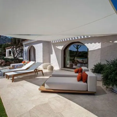 Hellena Private Pool